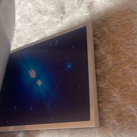 Space views from the Hubble telescope, a book of postcards - Picture 5 of 5